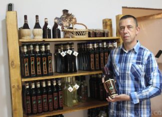 Podno lečićke grede: OPG “Bačak” Nikole i Božane Baćak